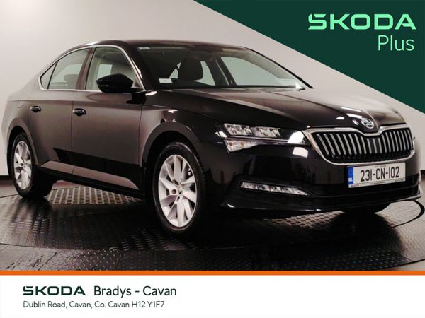 Skoda Superb Hatchback, Diesel, 2023, Black