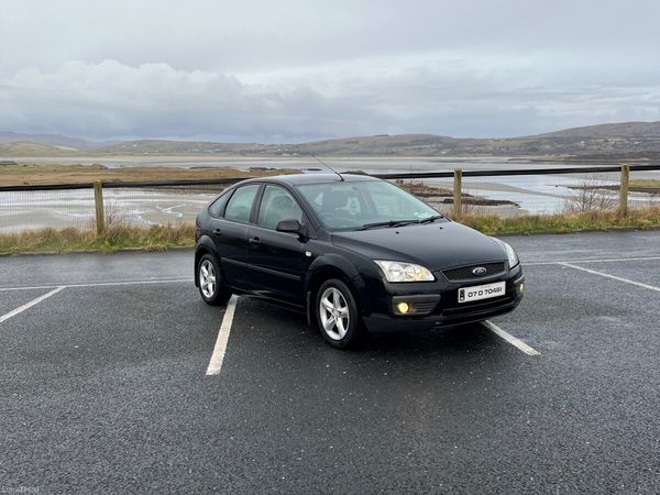 Ford Focus Hatchback, Petrol, 2007, Black