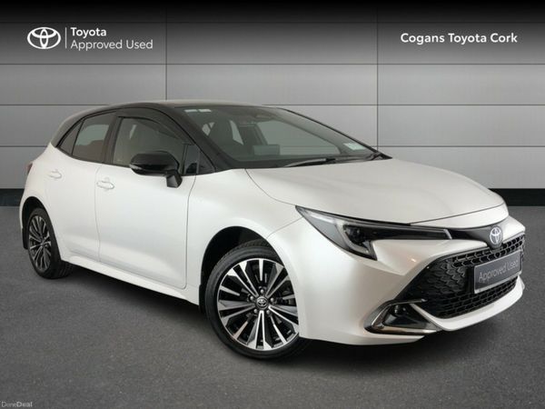 Toyota Corolla Hatchback, Petrol Hybrid, 2025, White