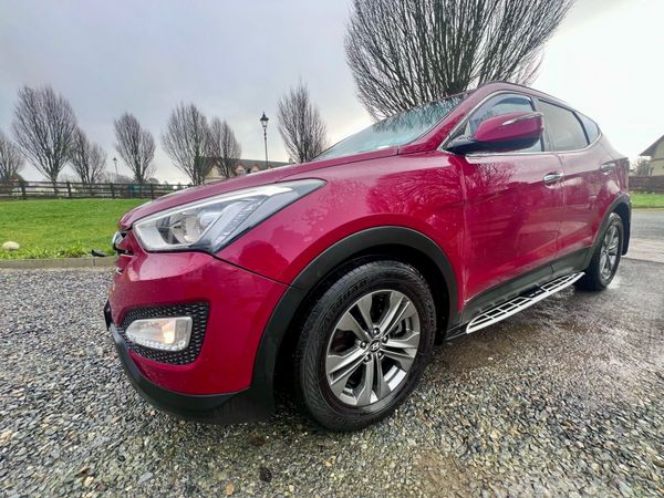 Hyundai Santa Fe SUV, Diesel, 2014, Red