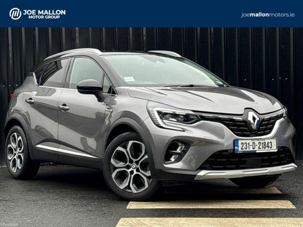 Renault Captur Hatchback, Petrol, 2023, Grey