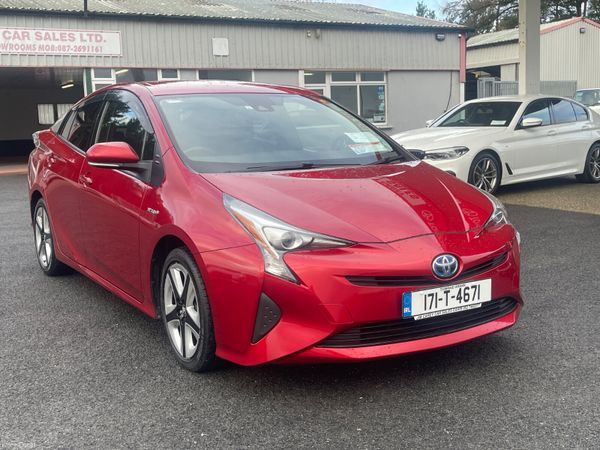 Toyota Prius Hatchback, Petrol Hybrid, 2017, Red
