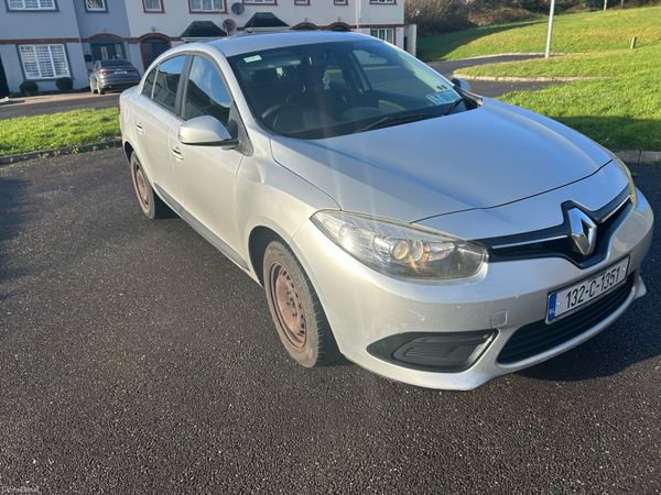 Renault Fluence Saloon, Diesel, 2013, Silver