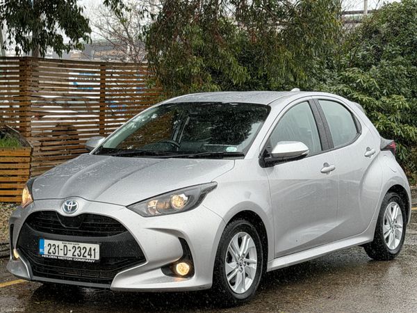 Toyota Yaris Hatchback, Petrol Hybrid, 2023, Grey