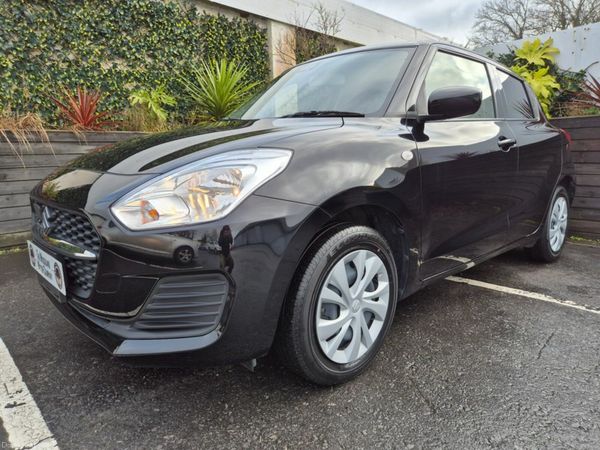 Suzuki Swift Hatchback, Petrol, 2023, Black