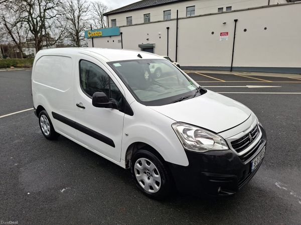 Peugeot Partner MPV, Diesel, 2018, White