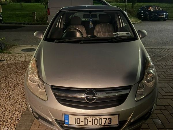Opel Corsa Hatchback, Petrol, 2010, Silver