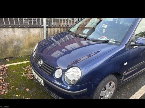 Volkswagen Polo Hatchback, Petrol, 2003, Blue