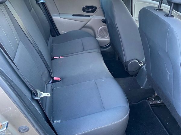 Renault Megane Estate, Diesel, 2012, Gold