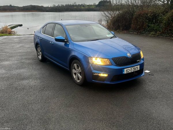 Skoda Octavia Hatchback, Diesel, 2015, Blue