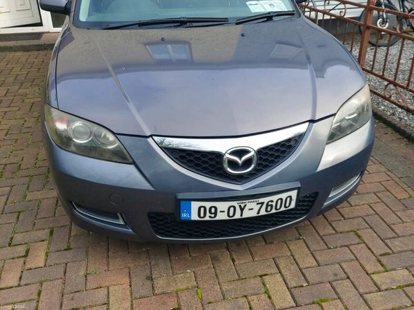Mazda Mazda3 Saloon, Diesel, 2009, Grey