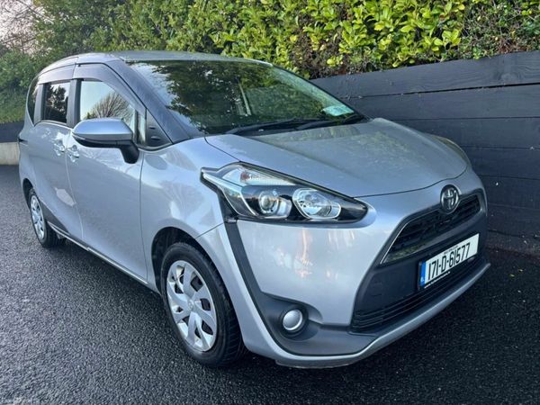 Toyota Sienta MPV, Petrol, 2017, Silver