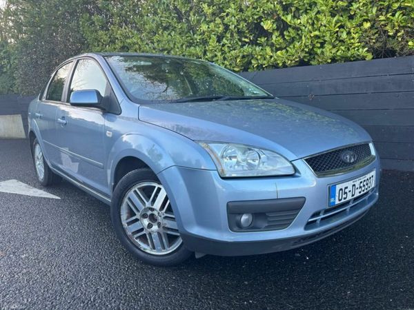Ford Focus Saloon, Petrol, 2005, Blue