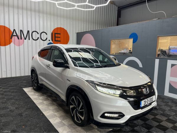 Honda Vezel SUV, Petrol Hybrid, 2021, White