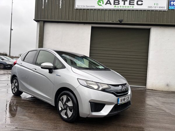 Honda Fit Hatchback, Petrol Hybrid, 2014, Silver