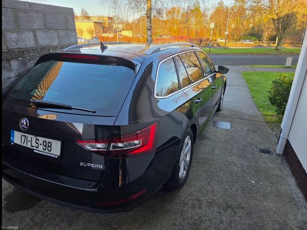 Skoda Superb Estate, Diesel, 2017, Black