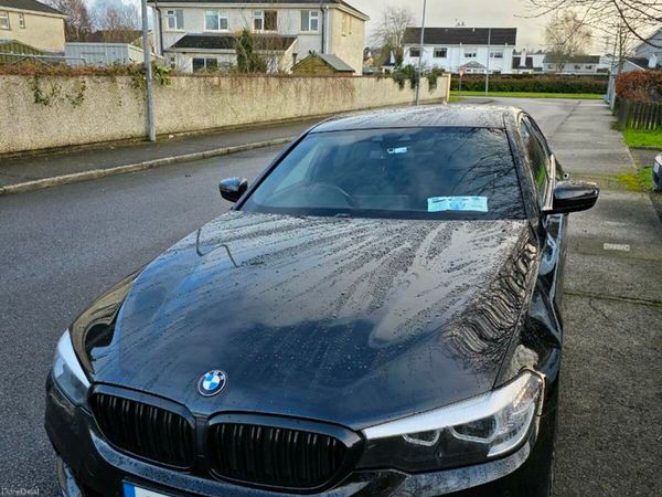 BMW 5-Series Saloon, Petrol Plug-in Hybrid, 2018, Black