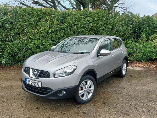 Nissan Qashqai Hatchback, Diesel, 2012, Silver