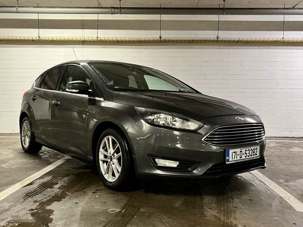 Ford Focus Hatchback, Petrol, 2017, Grey