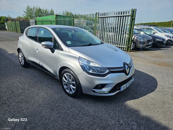 Renault Clio Hatchback, Petrol, 2019, Grey