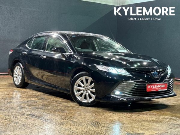 Toyota Camry Saloon, Petrol Hybrid, 2020, Black