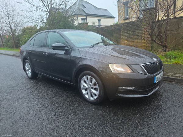 Skoda Octavia Saloon, Petrol, 2020, Black