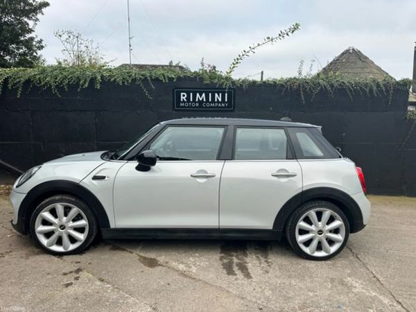 Mini Cooper Hatchback, Petrol, 2015, Silver