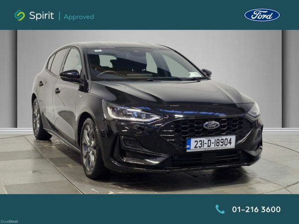 Ford Focus Hatchback, Petrol, 2023, Black