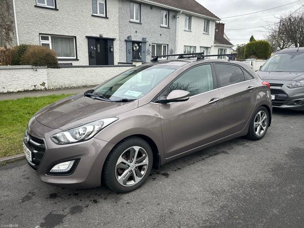 Hyundai i30 Hatchback, Diesel, 2015, Bronze