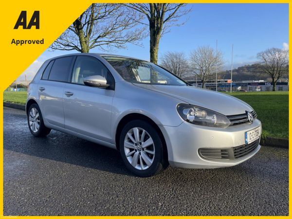 Volkswagen Golf Hatchback, Diesel, 2012, Silver