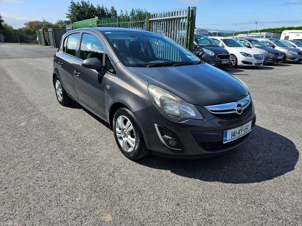Opel Corsa Hatchback, Petrol, 2014, Grey