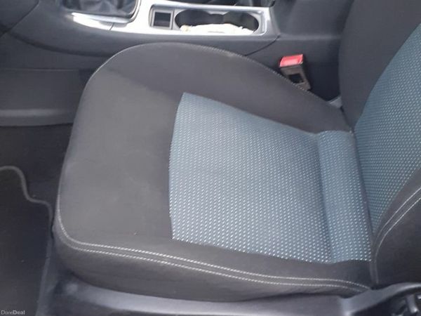 Ford Mondeo Hatchback, Diesel, 2013, Black