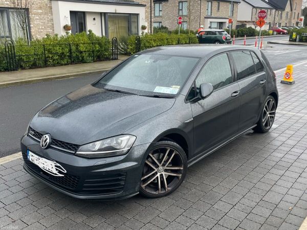 Volkswagen Golf Hatchback, Diesel, 2016, Grey