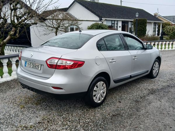Toyota Auris Hatchback, Diesel, 2010, Silver