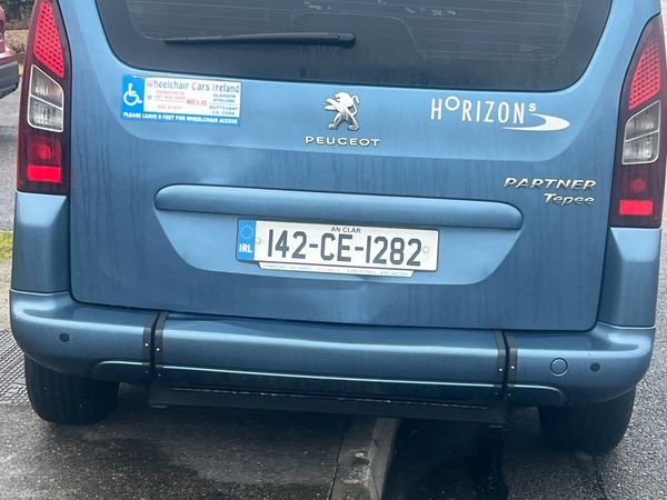 Peugeot Partner MPV, Diesel, 2014, Blue