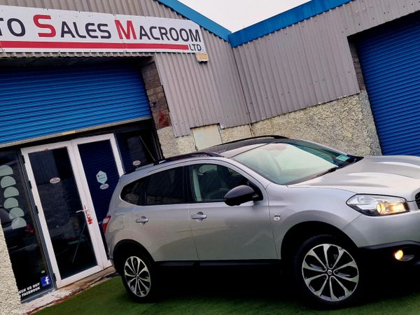 Nissan Qashqai+2 MPV, Diesel, 2014, Silver