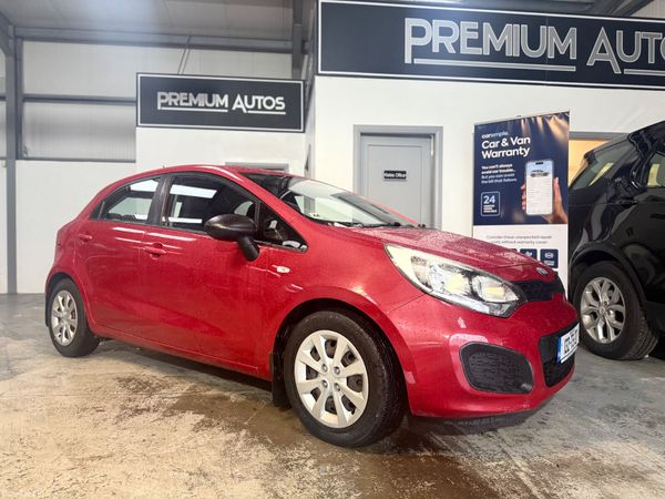 Kia Rio Hatchback, Petrol, 2013, Red