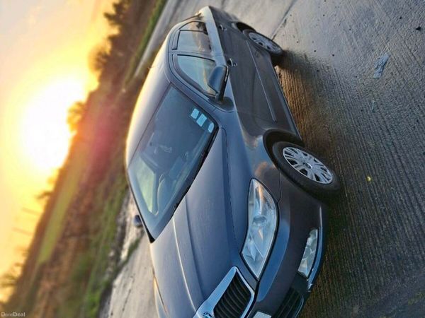 Skoda Octavia Hatchback, Diesel, 2010, Grey