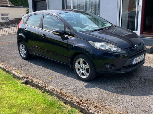 Ford Fiesta Hatchback, Petrol, 2010, Black