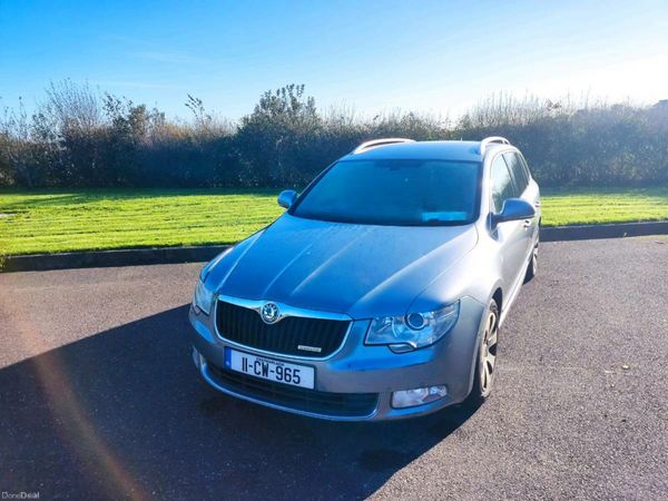 Skoda Superb Estate, Diesel, 2011, Grey