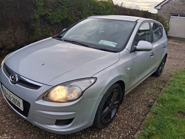 Hyundai i30 Hatchback, Diesel, 2010, Silver