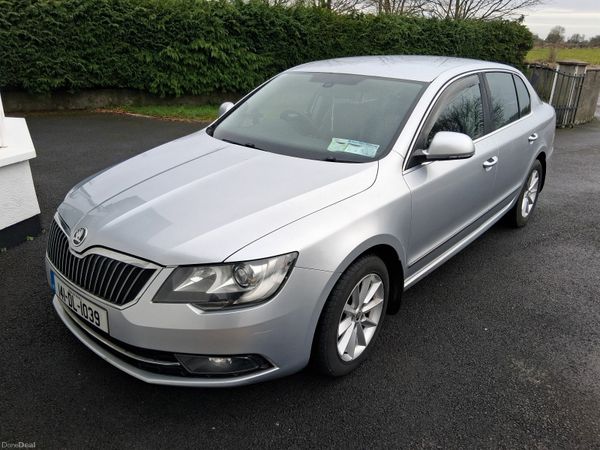 Skoda Superb Saloon, Diesel, 2014, Silver
