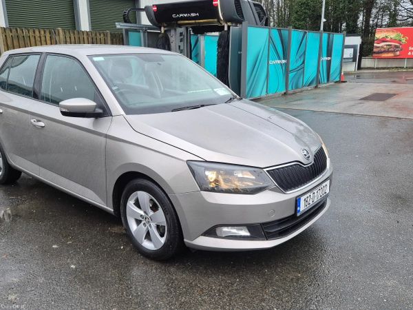 Skoda Fabia Hatchback, Petrol, 2018, Grey
