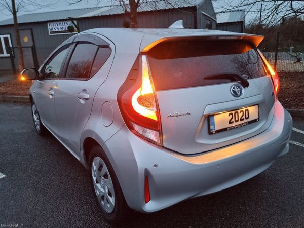 Toyota Aqua Hatchback, Petrol Hybrid, 2020, Silver