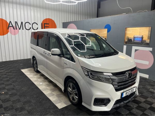 Honda Stepwagon MPV, Petrol Hybrid, 2019, White