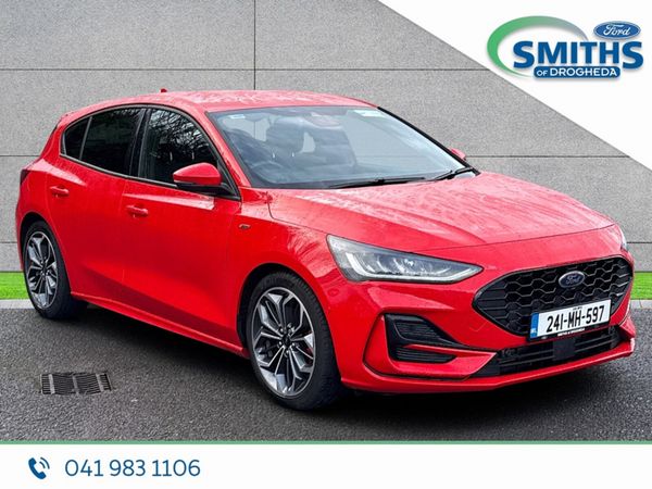 Ford Focus Hatchback, Petrol, 2024, Red