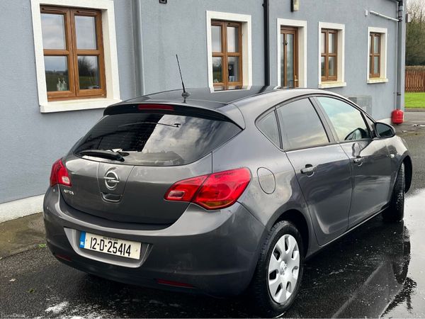 Opel Astra MPV, Diesel, 2012, Grey