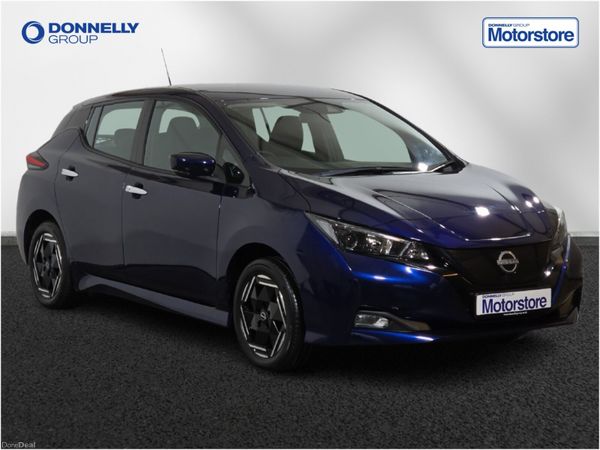 Nissan Leaf Hatchback, Electric, 2022, Blue