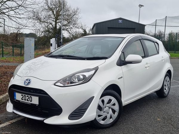 Toyota Aqua Hatchback, Petrol Hybrid, 2020, White