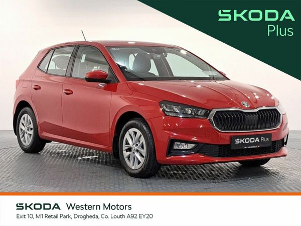 Skoda Fabia Hatchback, Petrol, 2023, Red